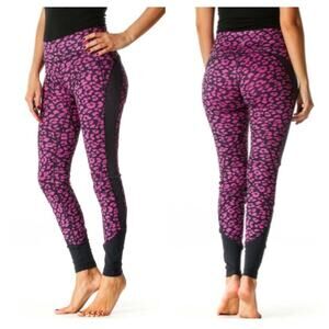 EUC Lululemon Drop It Like It’s Hot Leggings Cherry Cheetah High-Waisted Sz: 2